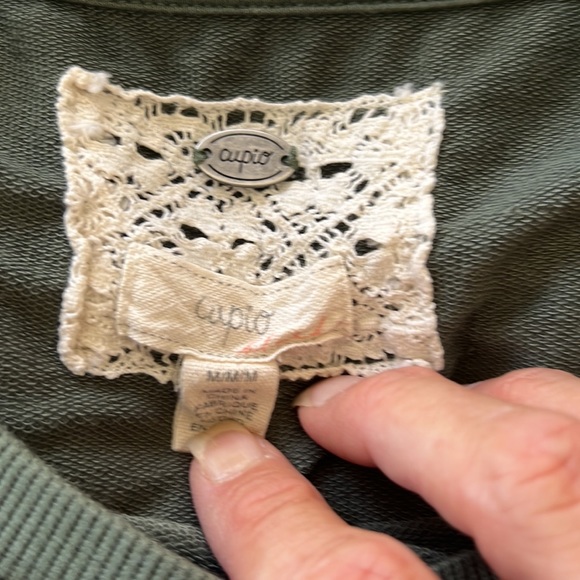 Cupio Olive Green 3/4 Length Sleeve Top Size M - Picture 4 of 4